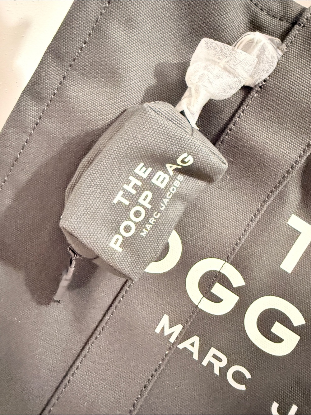 NWT Marc Jacobs THE DOGGY BAG - black - Picture 2 of 8